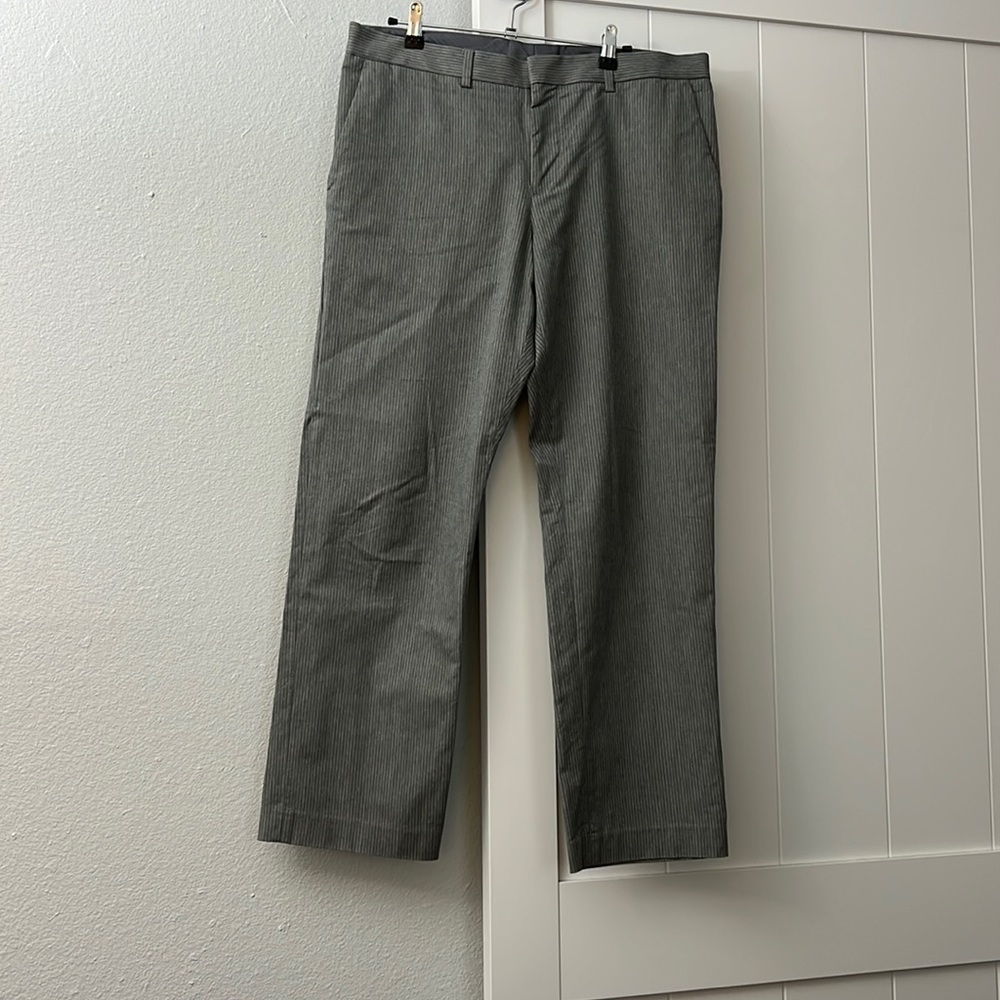 Men’s Gray pin striped dress paints from EXPRESS size 34x30